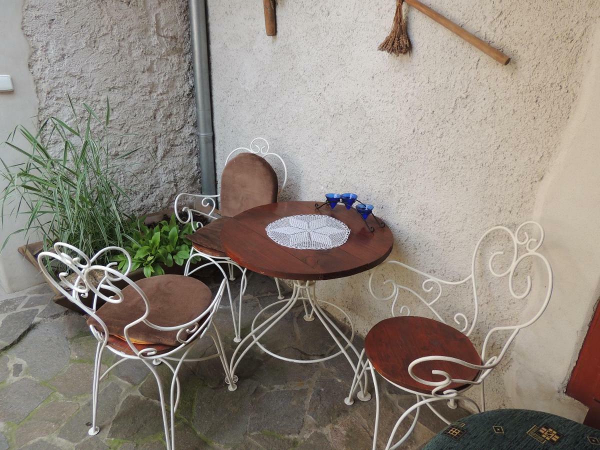 Apartman Bechyne Bagian luar foto